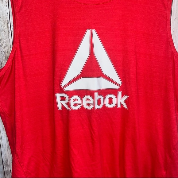 Reebok Red Polyester Tank With Mesh Side Panels XXL - Picture 3 of 5